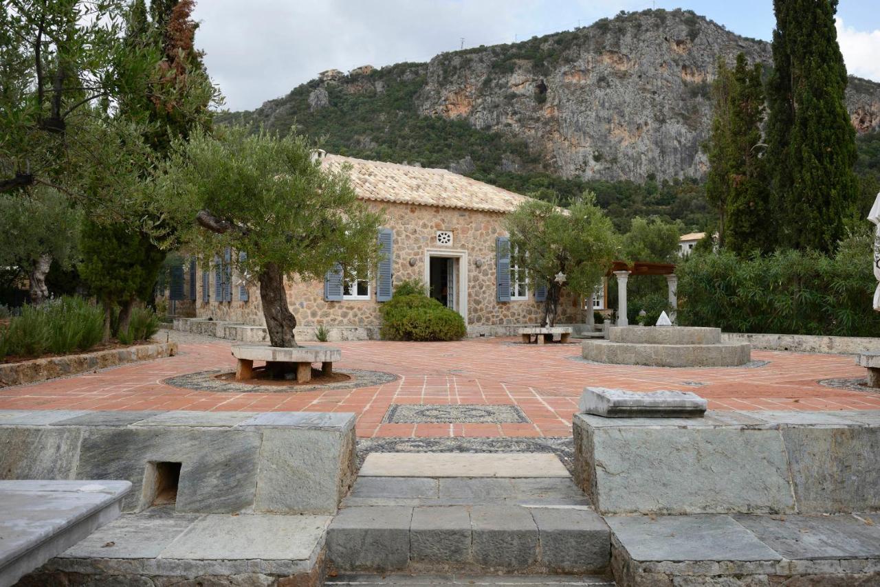 Bed and Breakfast Patrick & Joan Leigh Fermor House Kardamyli Exterior foto