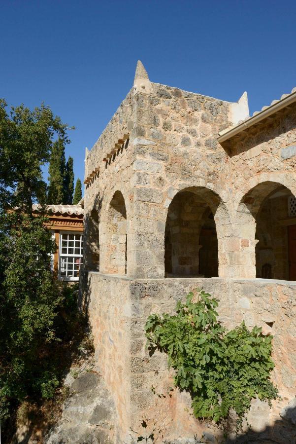 Bed and Breakfast Patrick & Joan Leigh Fermor House Kardamyli Exterior foto