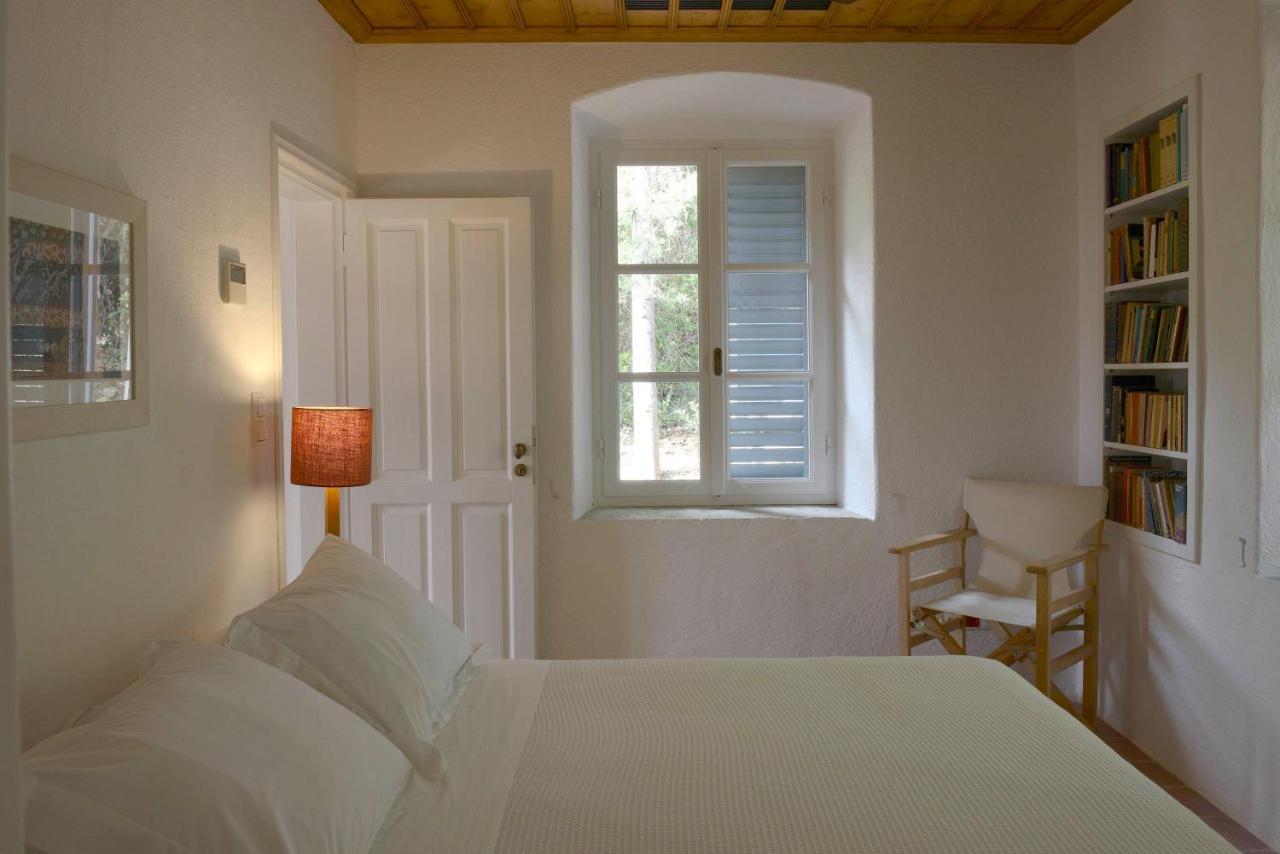 Bed and Breakfast Patrick & Joan Leigh Fermor House Kardamyli Exterior foto