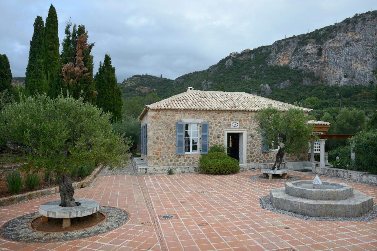 Bed and Breakfast Patrick & Joan Leigh Fermor House Kardamyli Exterior foto