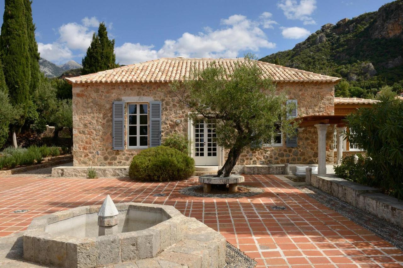 Bed and Breakfast Patrick & Joan Leigh Fermor House Kardamyli Exterior foto