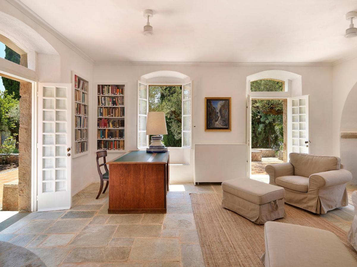 Bed and Breakfast Patrick & Joan Leigh Fermor House Kardamyli Exterior foto